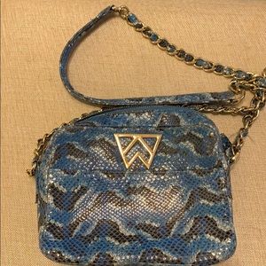 Kelly Wynn handbag